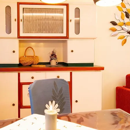 Maerzenberg Apartment *